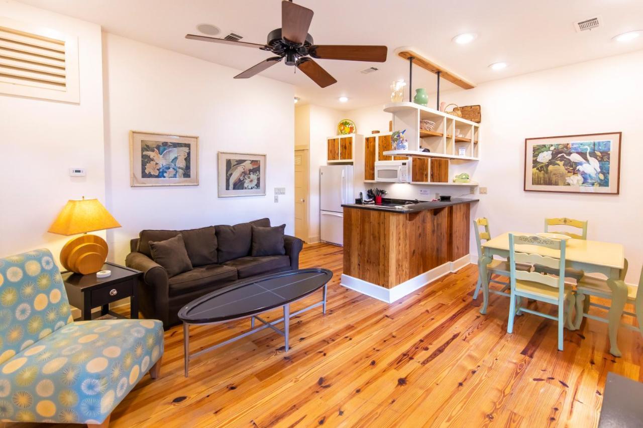Hibiscus Coffee & Guesthouse Grayton Beach Exterior photo