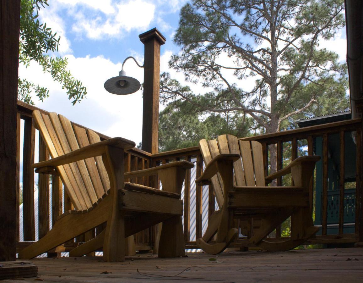 Hibiscus Coffee & Guesthouse Grayton Beach Exterior photo